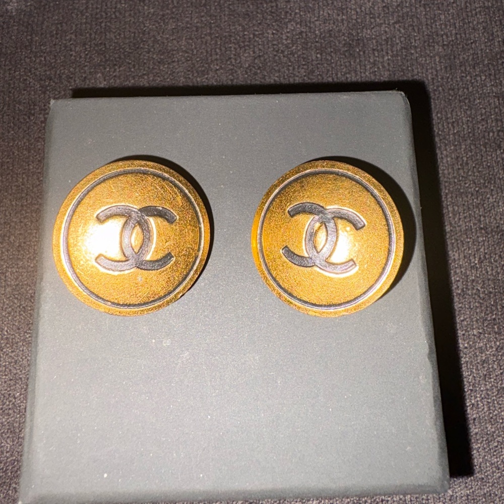 CHANEL Vintage Gold Logo Clip on Earrings